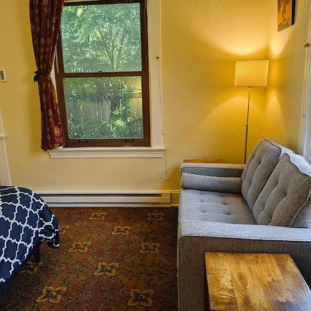 Bluebird Guesthouse Портленд Экстерьер фото